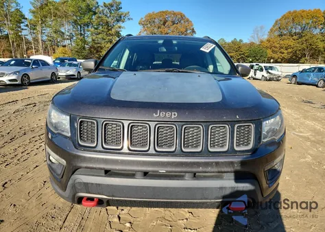 2019 Jeep Compass Trailhawk из США, поврежденный, VIN 3C4NJDDB9KT748029